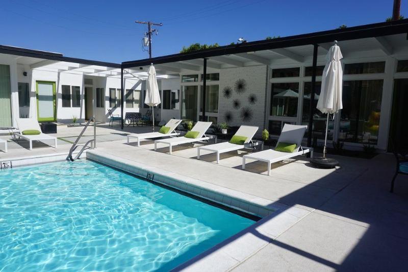 Calla Lily Inn Palm Springs Eksteriør bilde